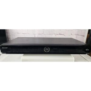 Sharp BD-HP24 Blu Ray Player - No Remote